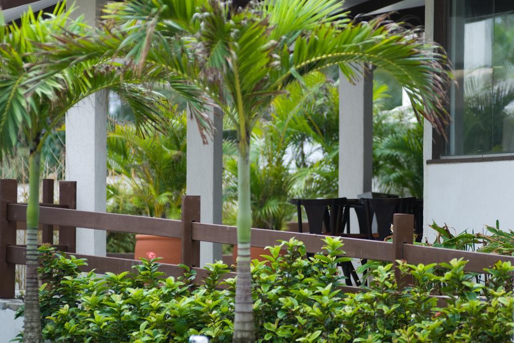 Oyo Hotel Arembepe Beach Hotel, Camacari Ngoại thất bức ảnh
